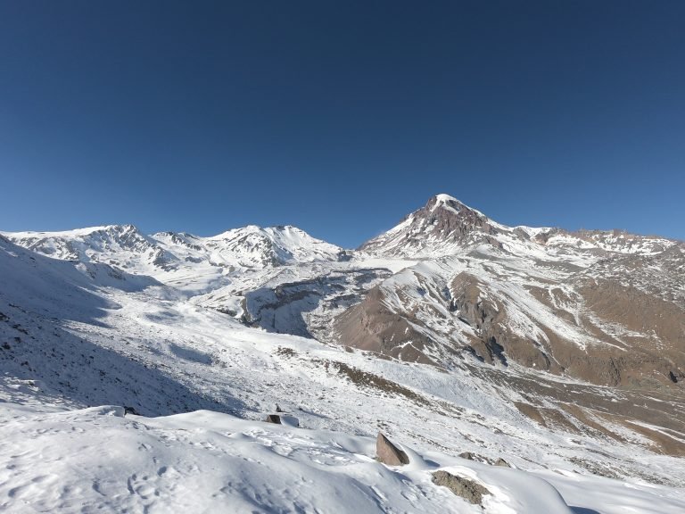 Kazbegi Stepantsminda Gezi Rehberi